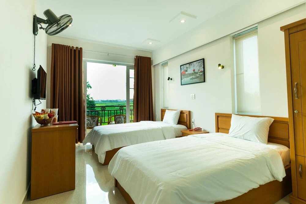Ideal Villa