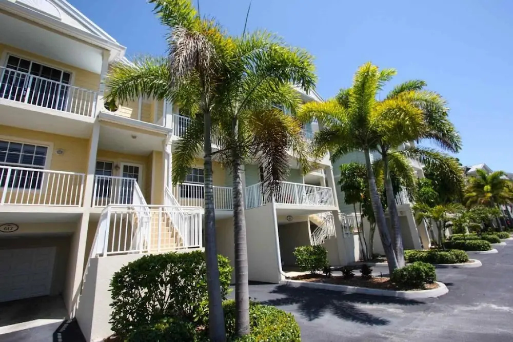 615 Little Harbor