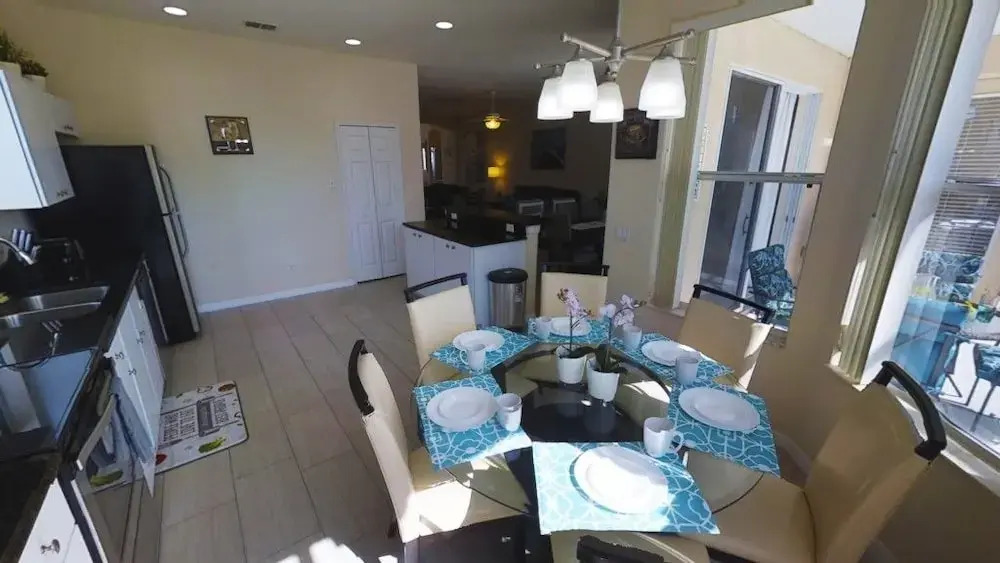 ACO FAMILY - 4Bd with pool ( 1707)