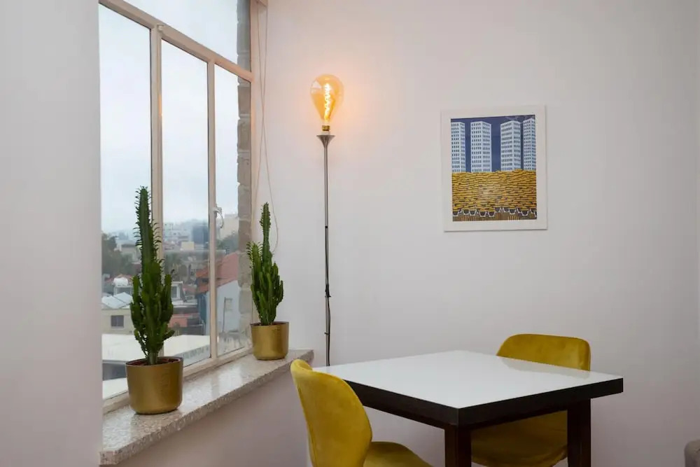1-80 Collection Apt 301