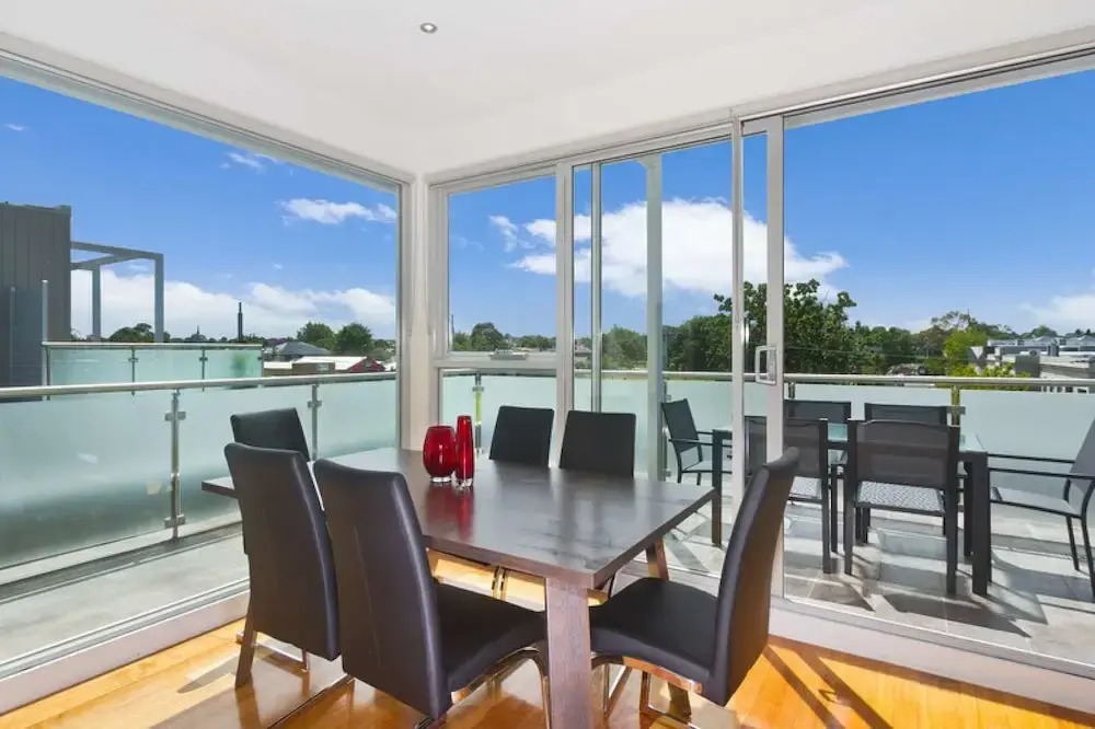 Executive Living in Caulfield
