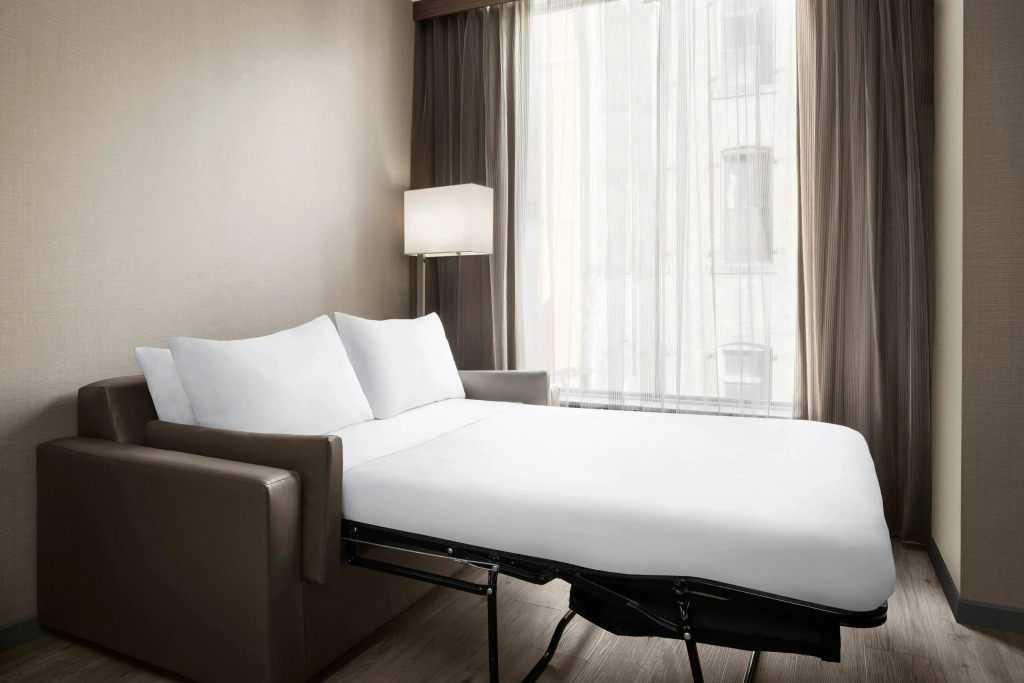 AC Hotel by Marriott Pittsburgh Downtown
