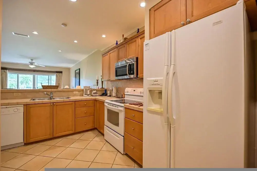 CR Luxury Del Mar 5H 2 Bdrm