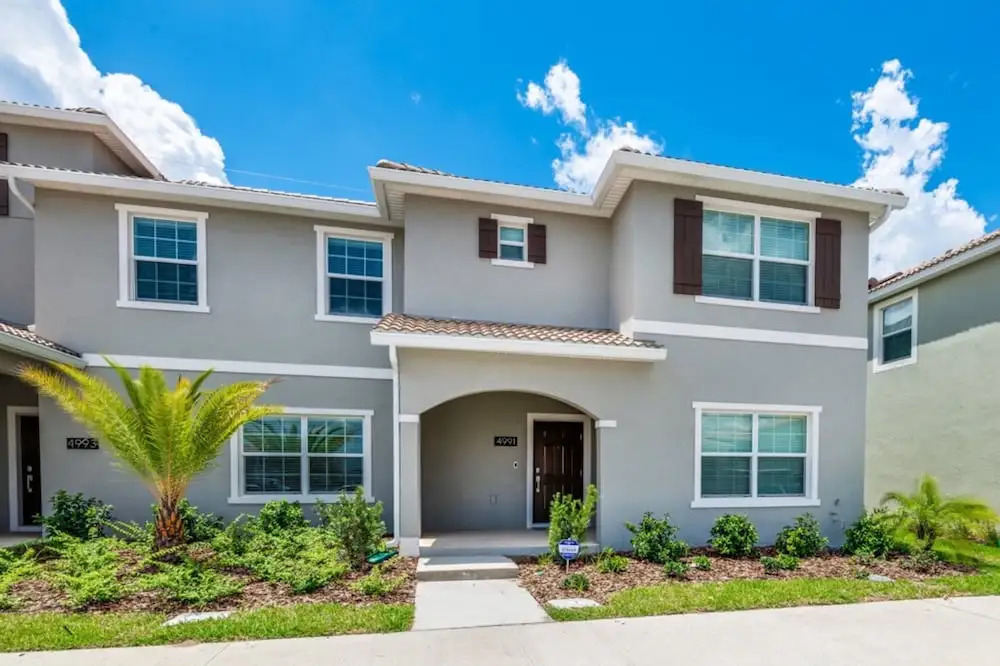 Storey Lake 4991W