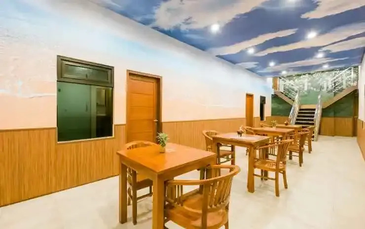 Caroline Hostel