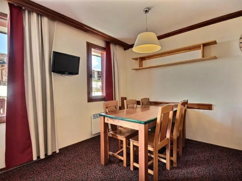 Appartement Plagne Soleil, 3 pièces, 6 personnes - FR-1-455-48