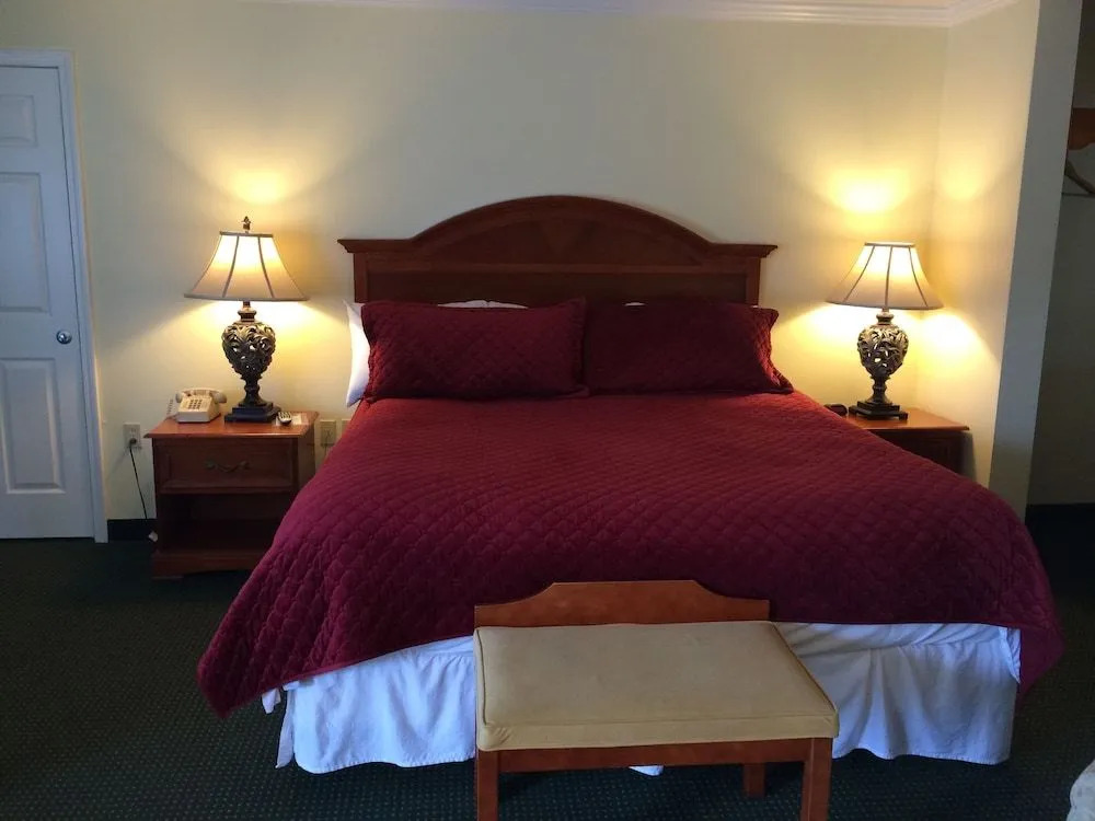 Hurricane Inn