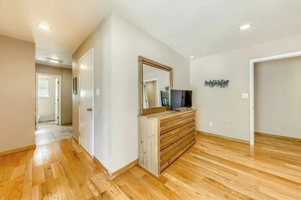 Spacious Ruidoso Home w/ Patio & Mountain Views!