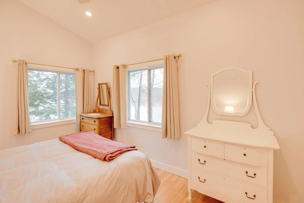 Falmouth Vacation Rental On Highland Lake