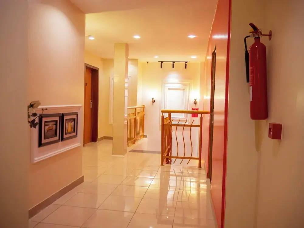 Captain Residency Hotel