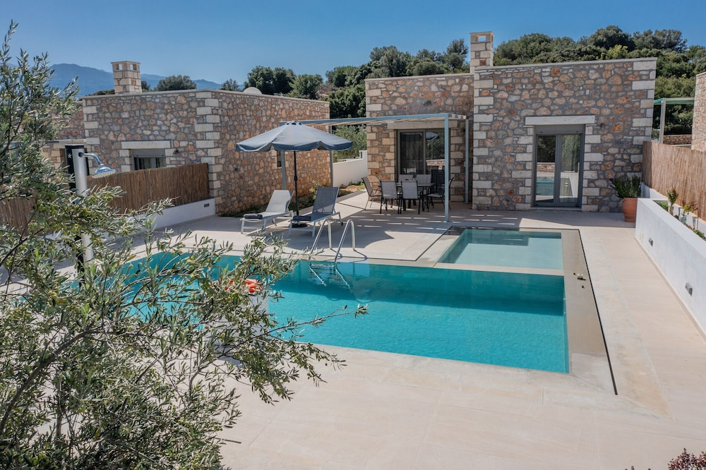 Melidoni Villas
