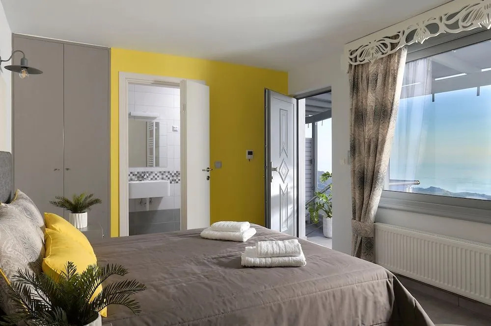 Seli Sea View Apartments and Studios