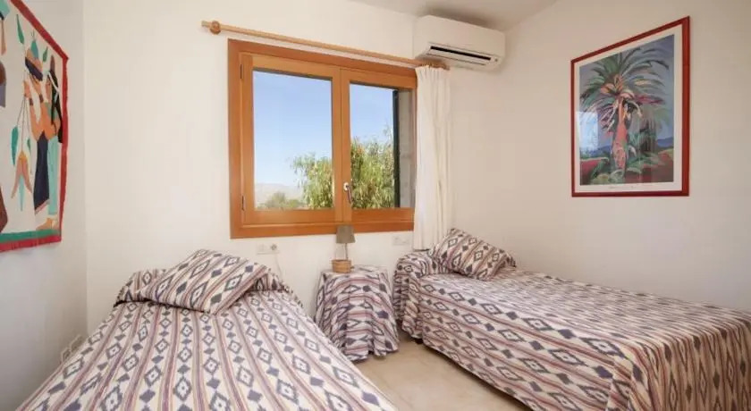 Villa Soler de Baix by Sealand Villas