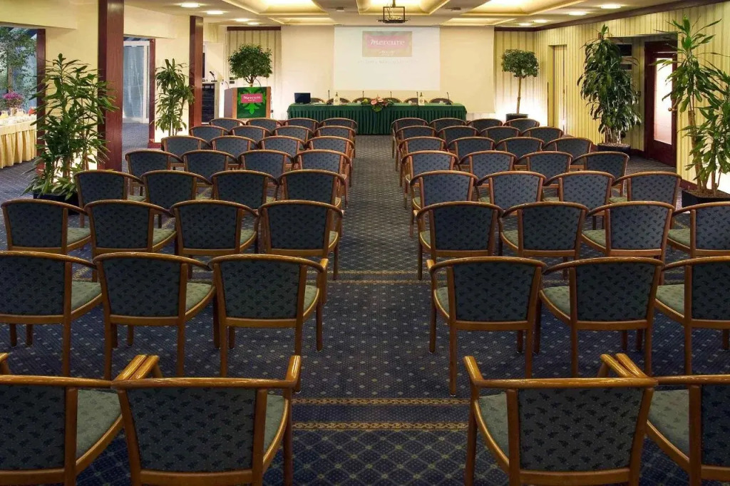 Отель Mercure Astoria Reggio Emilia