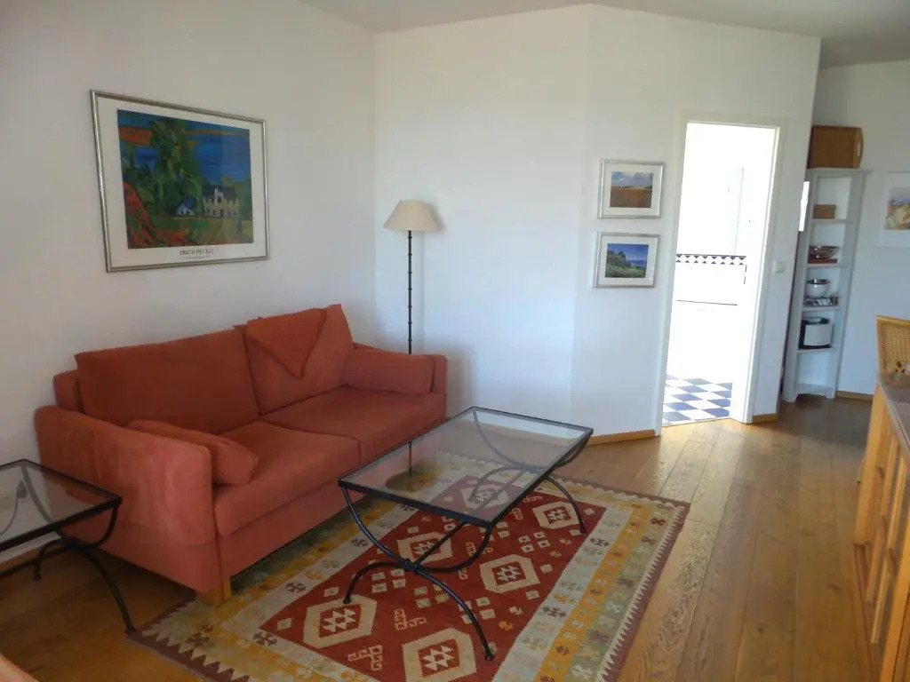 FeWo direkt am Strand mit Meerblick und Südbalkon, Villa Freia 27, Binz