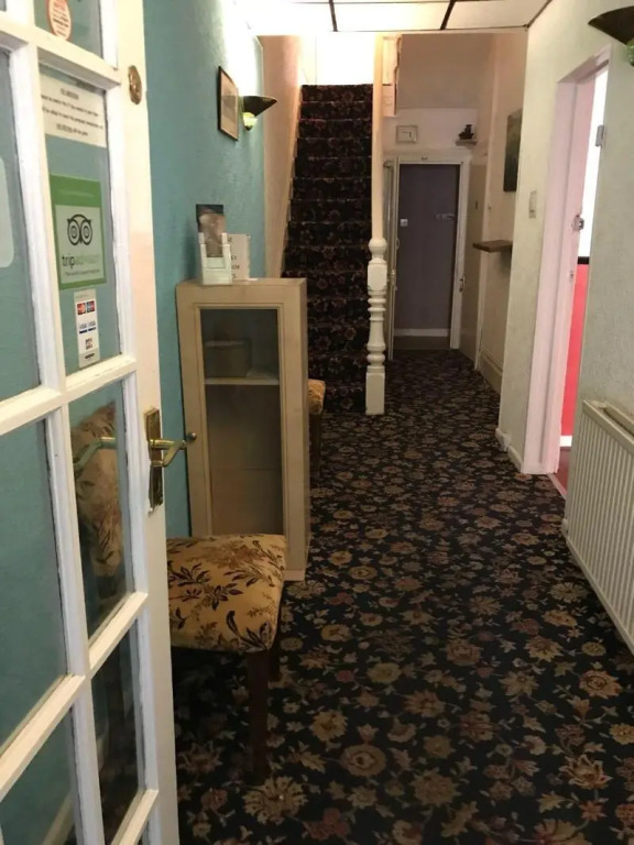 MyRoomz New Discovery Hotel