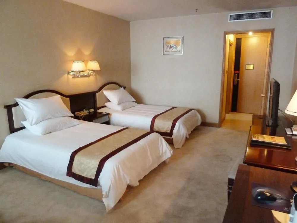 Liangyuan International Hotel - Suining