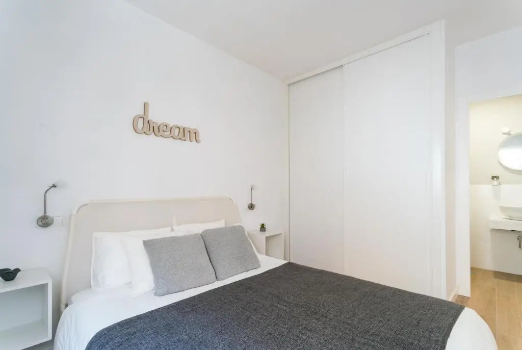 TRIANA 3 Bedrooms & 2 bath Parking Included