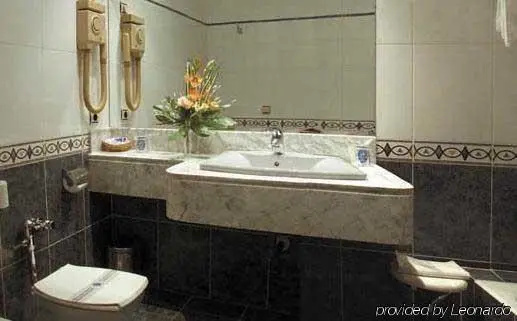 Imagen de Hotel Castellano Centro (12 de 18)