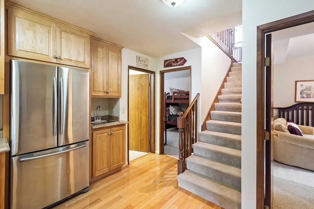 6bdr Group Retreat, Decks w/ Incredible Views Starry Heights by Avantstay