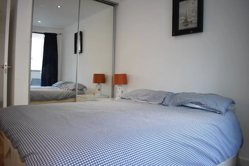 Kings Cross Modern Apartment