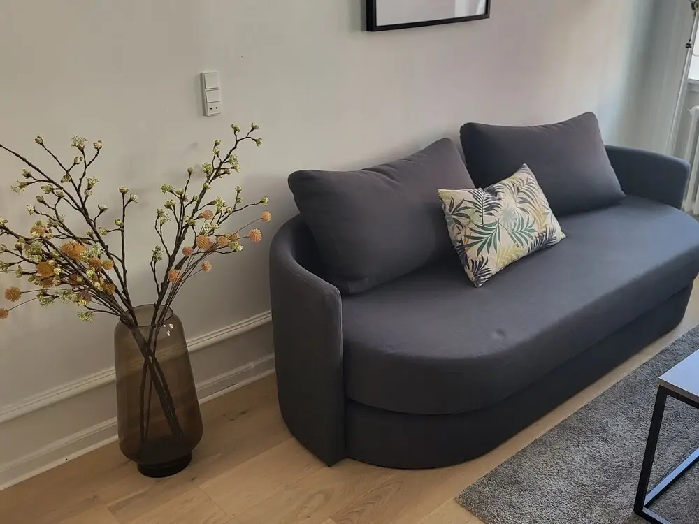 Sanders Merchant - Cute 2-bdr Apt Near Metro