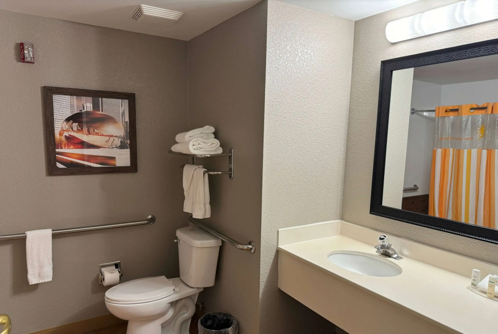 La Quinta by Wyndham Bannockburn-Deerfield