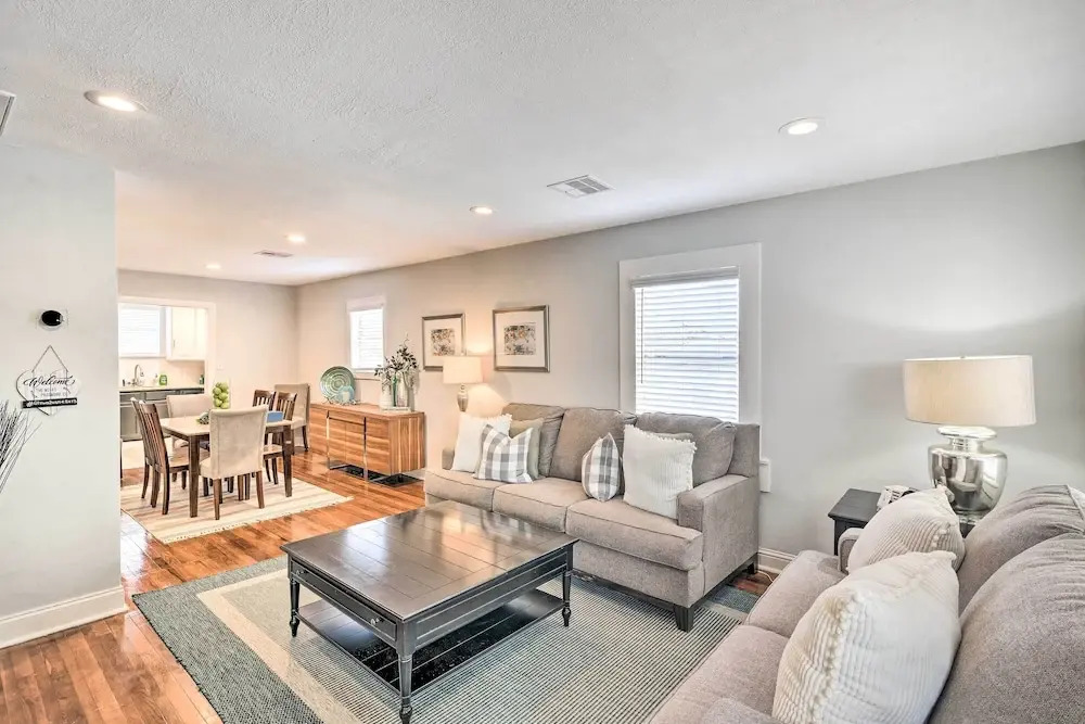 ~ 1 Mi to Pier & Beaches! Family Home in Galveston