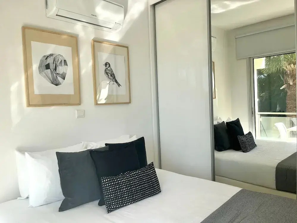 Constantinos Seaview Residence