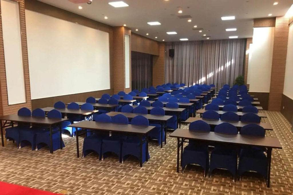 Yasheng Hotel (Taicang Port Area)