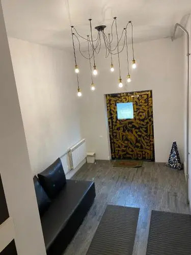 CM's Hotel