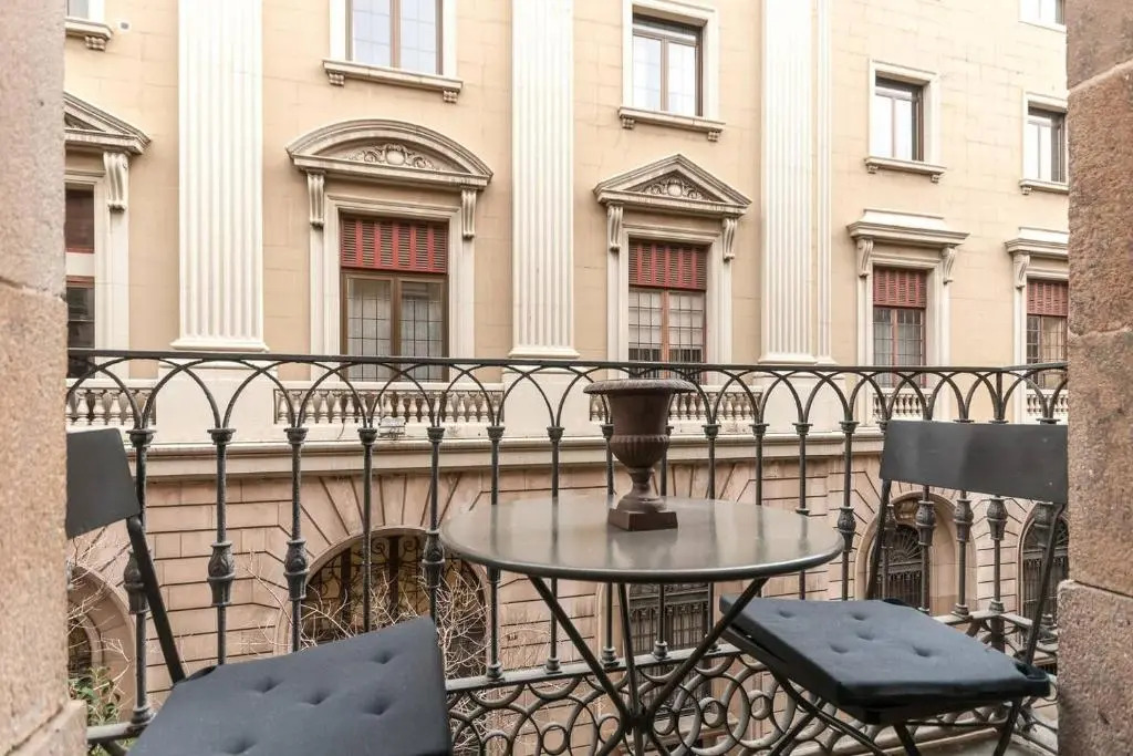 Barcelonaforrent Alessandra Central Ramblas Apartment