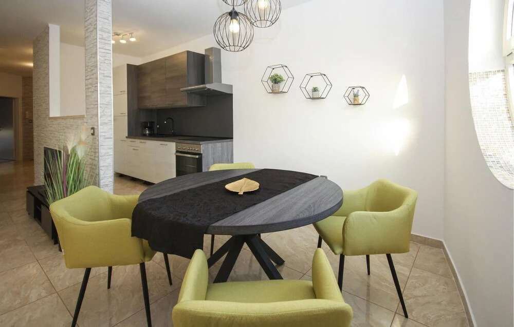 Awesome Apartment in Medulin With Wifi, 2 Bedrooms and Outdoor Swimming Pool