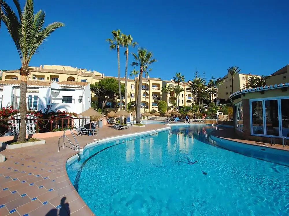 Dona Lola Miriam - Nice duplex 1 bedroom apartment with open sea views close to restaurants and bars between Marbella and Fuengirola - Costa del Sol - CS166