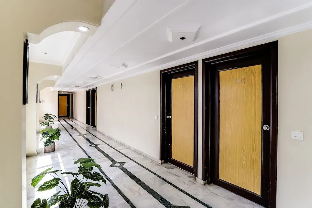 Oyo 26315 Hotel Alpha