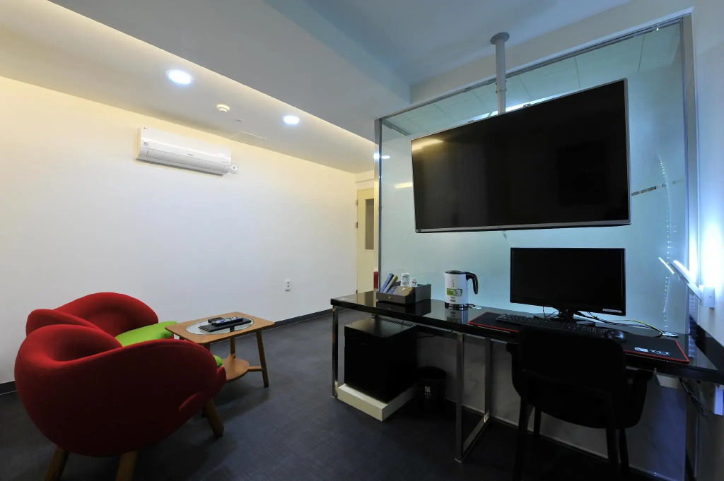 YTT Hotel Nampo