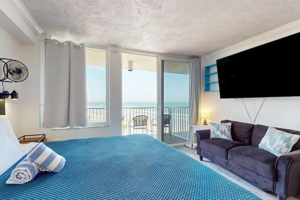 Harbour Beach Resort 618