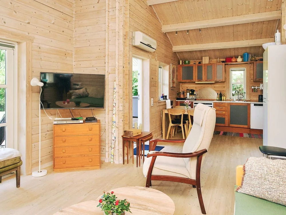 Stylish Holiday Home in Føllenslev near Sea