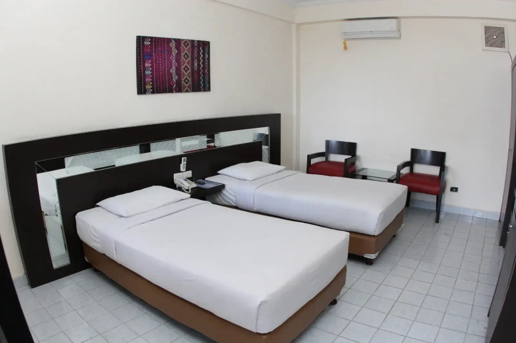 Danau Toba International Cottage