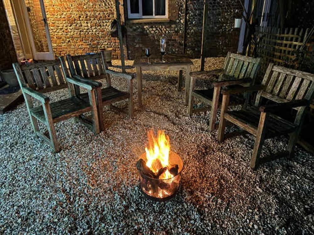 Wren Barn - Cosy 2-bed Converted Barn in Sidlesham