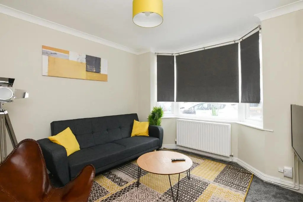 Cosy House in the heart of Beeston with FREE Parking and WiFi