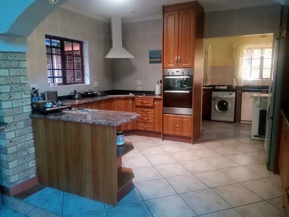 Zulani Guest House
