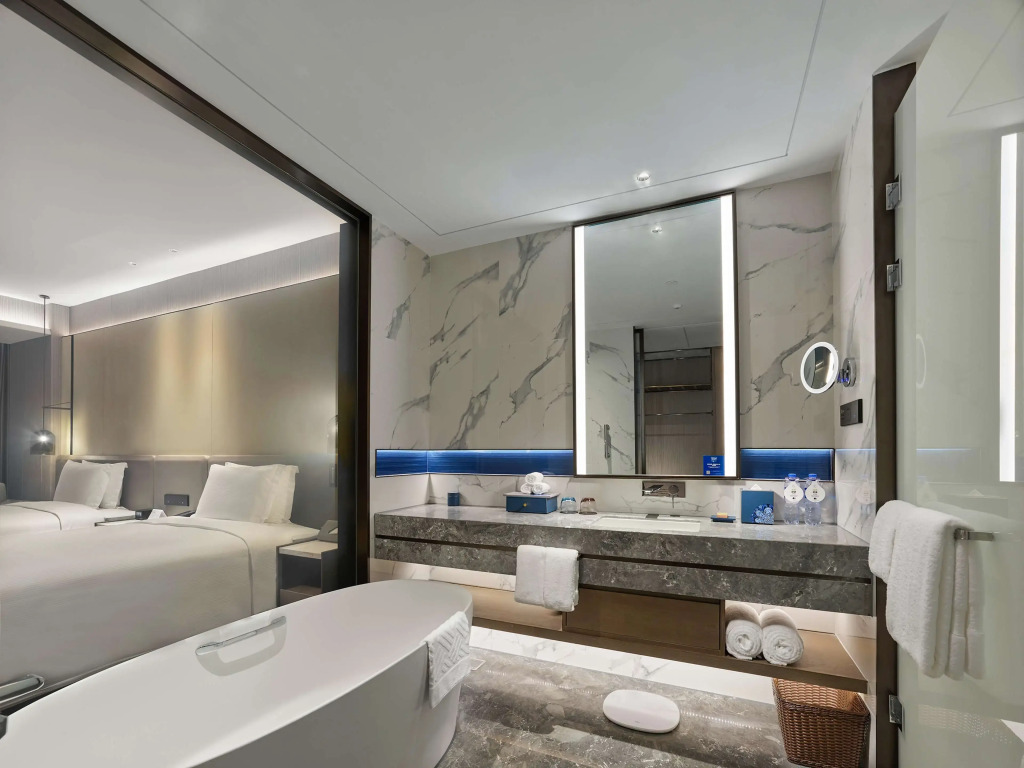 DoubleTree by Hilton Qidong, China
