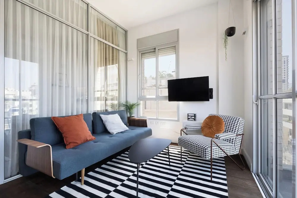 Bauhaus Boutique by TLV2RENT