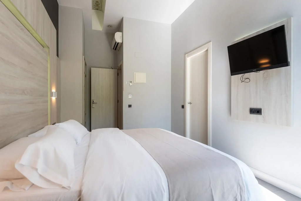 Plaza Goya Rooms