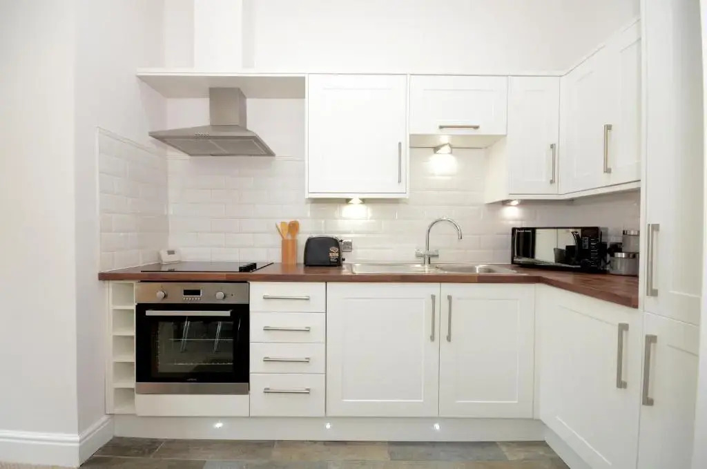 Apartment 4 The Keyes- Stunning & Stylish Apartment With Free Parking