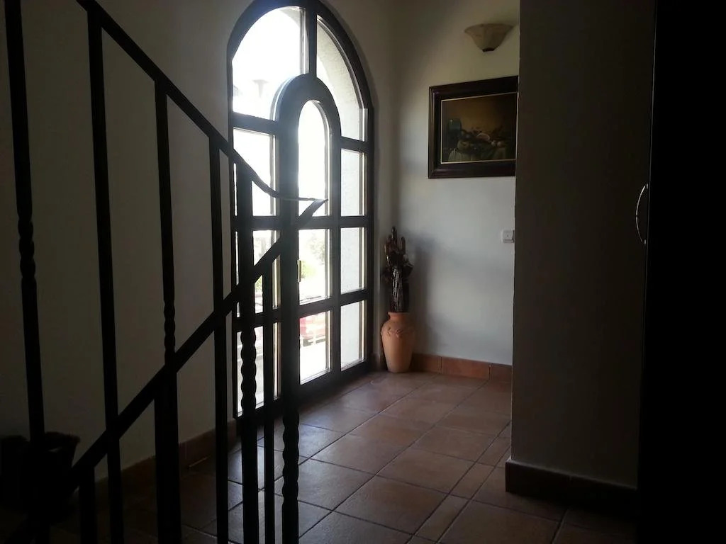 Villa Sara Guesthouse