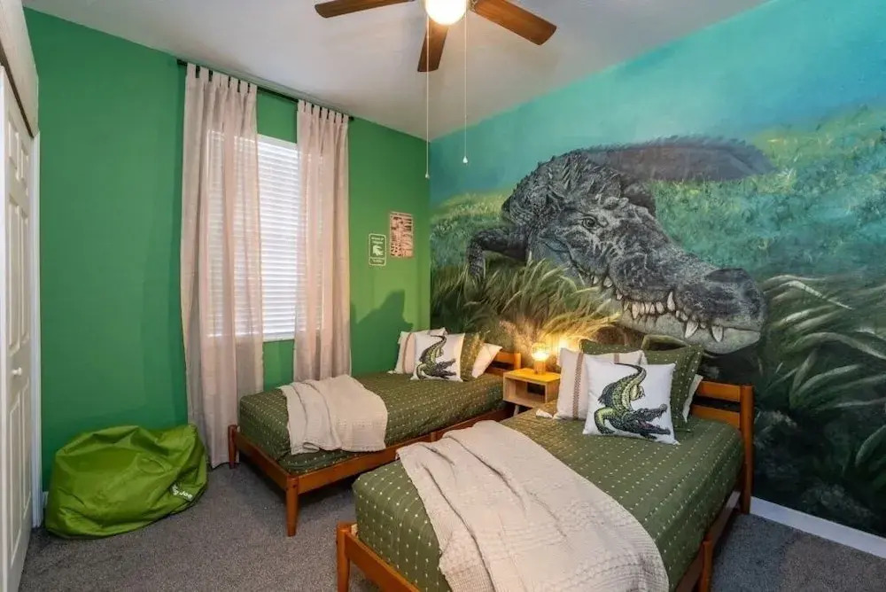 Themed Amazing 4bd Home At Highlands Reserve 4 Bedroom Villa by RedAwning, Davenport