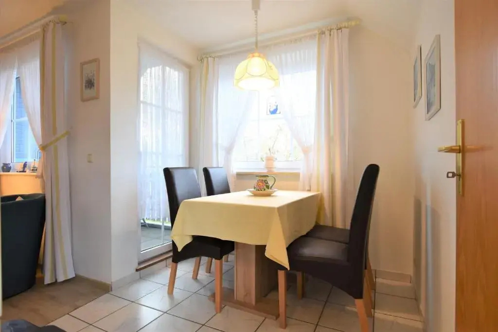 Haus Antje-Kellenhusen Whg2