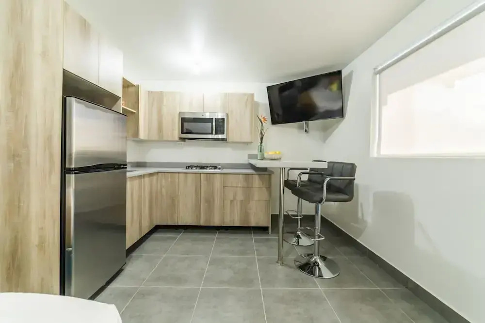 Turibana Plaza Suite 8